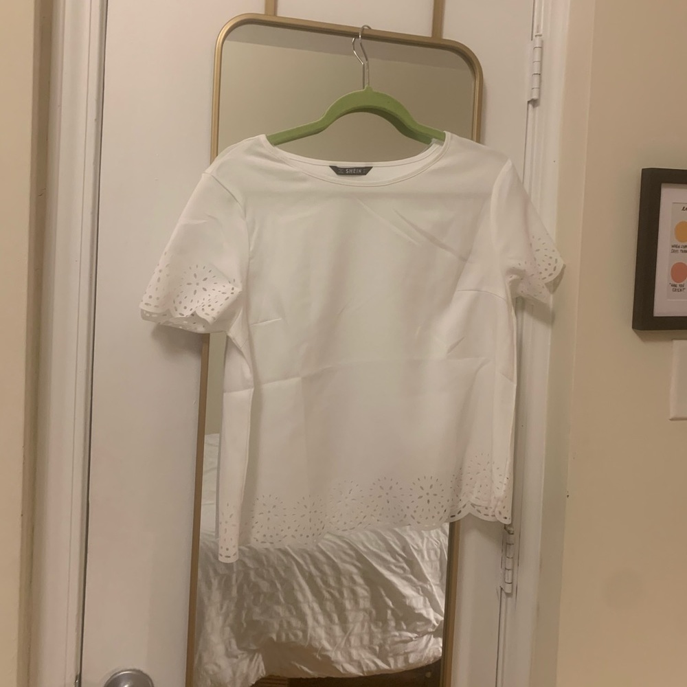 White scallop top